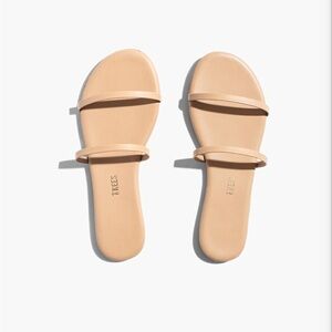 Tkees Vegan Gemma Sandals. Color Sunkissed